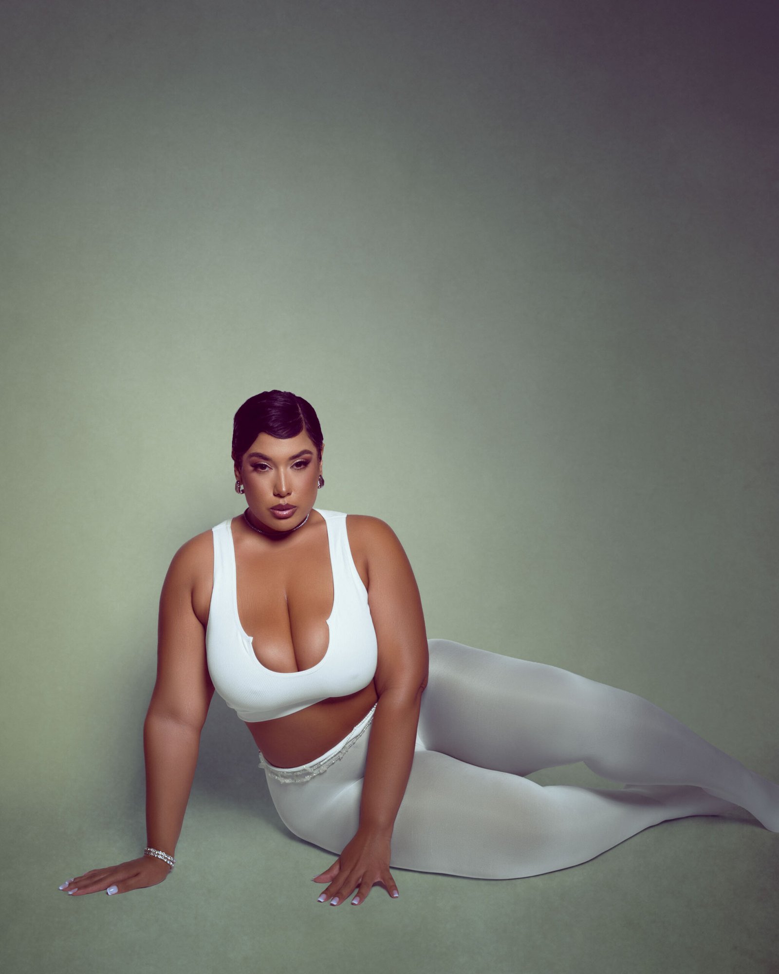 DSC_1250Behance